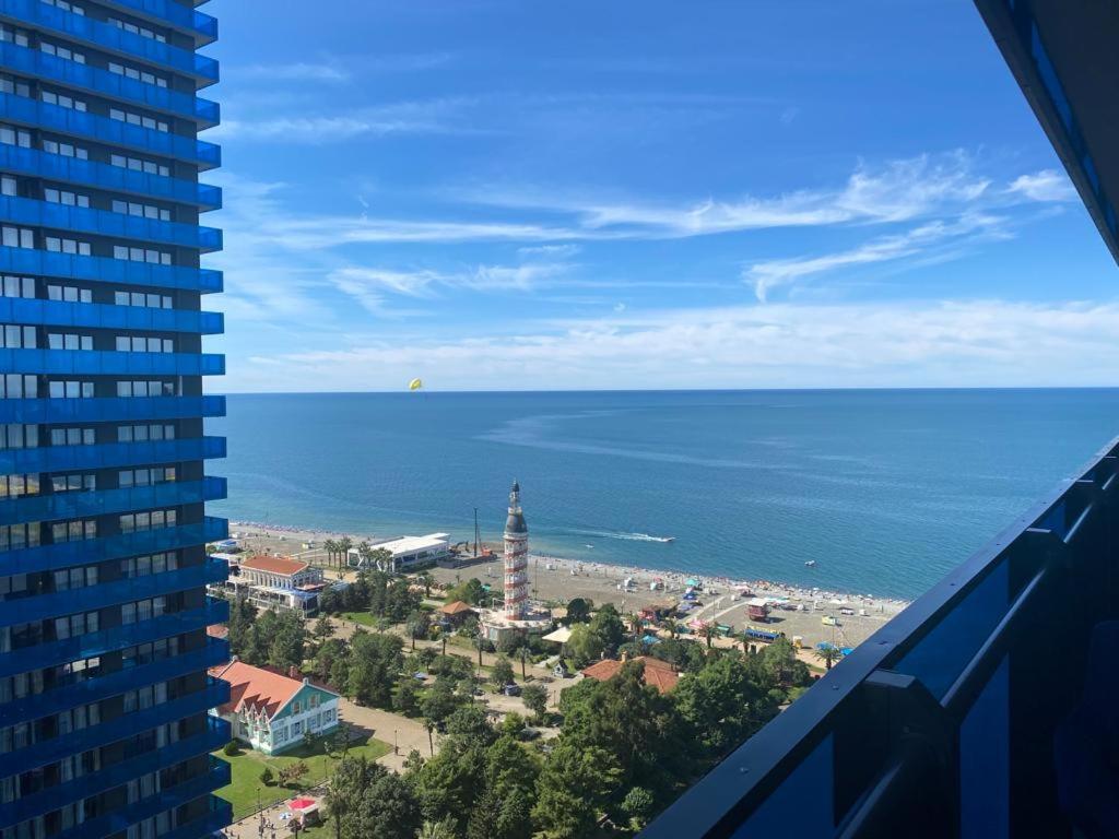 Апартаменты С Видом На Море Twin Towers Batumi, Orbi City 外观 照片